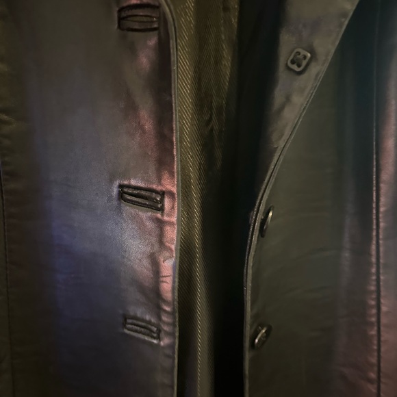 Leather jacket - Picture 13 of 14